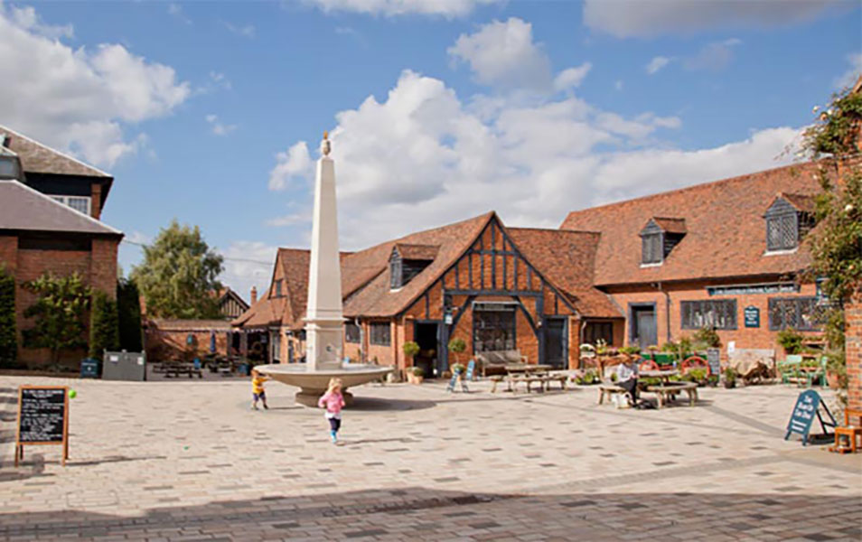The Stable Yard Hatfield House